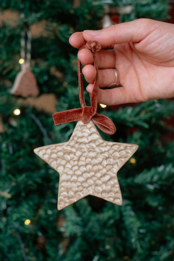 Pingente de Natal em Cerâmica Artesanal Estrela